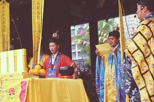 生辰八字合婚测算 看你和对方是否能够白头偕老