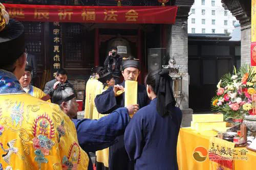 堕胎后怎么还阴债抄经 ／为什么烧了还阴债元宝还是会