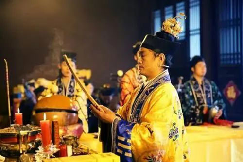 中考高考前如何拜文昌帝君保佑考试顺利？