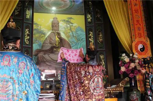 这才是真正的补财库法门，所以道士做法要收取